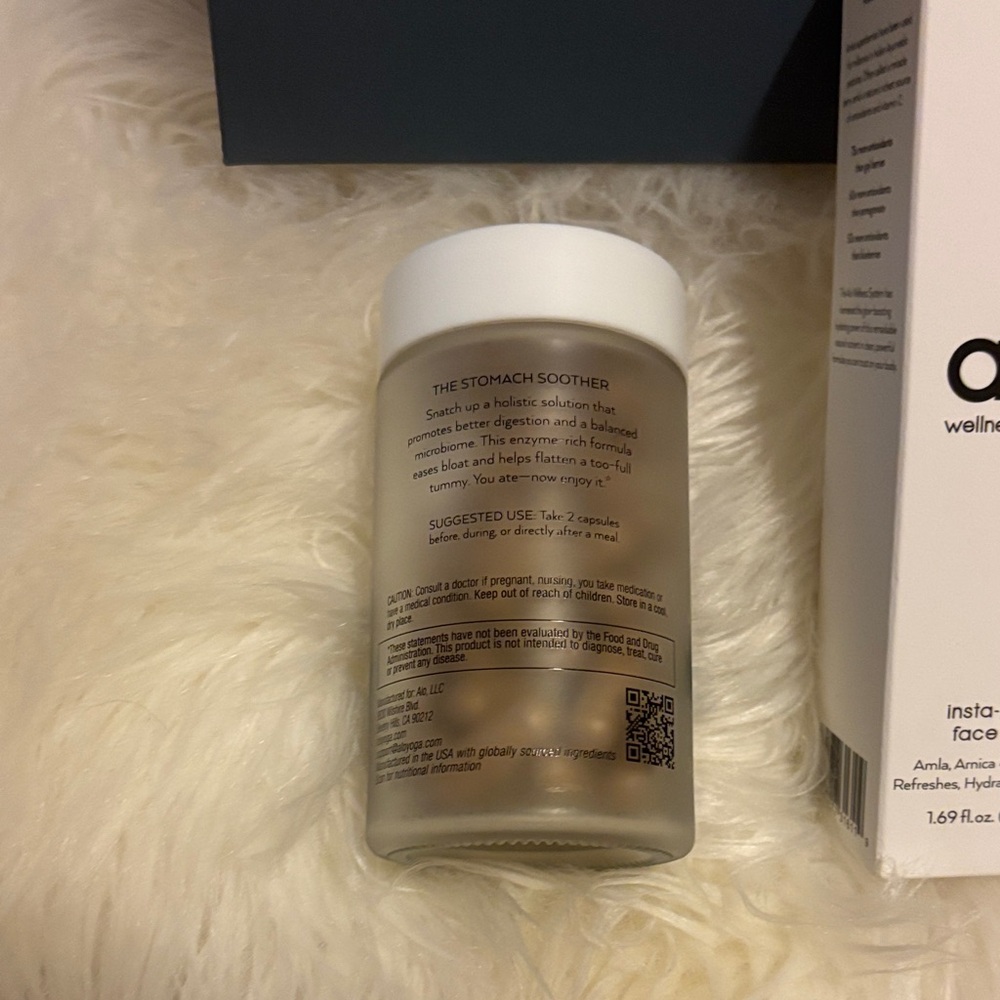 Alo Wellness System Set with Bag - Picture 3 of 6